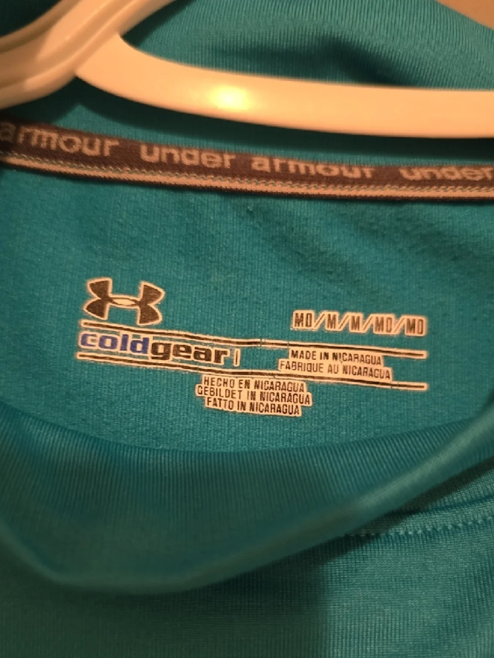 Under Armour Women’s Long-Sleeve Aqua Performance Top - Picture 3 of 6